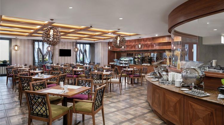 DoubleTree by Hilton Istanbul Esentepe Restaurant