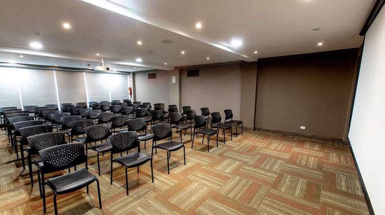 <b>Hampton by Hilton Lima San Isidro Meeting</b>. Images powered by <a href="https://iceportal.shijigroup.com/" title="IcePortal" target="_blank">IcePortal</a>.