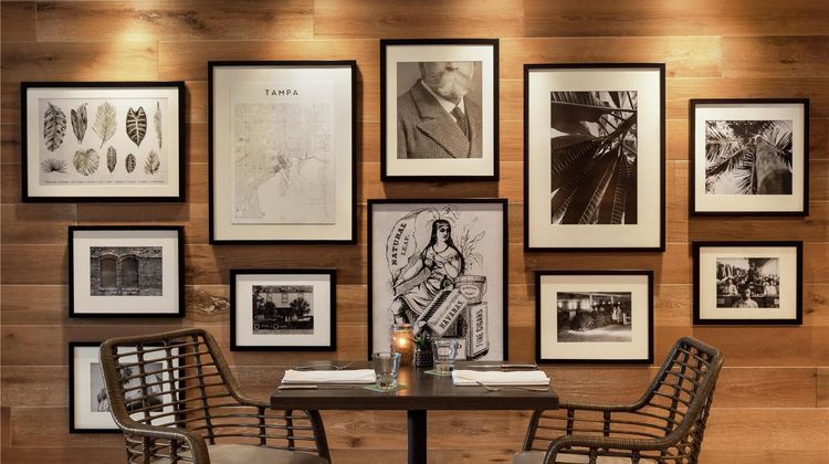 Hotel Alba, Tapestry Collection Hilton Restaurant
