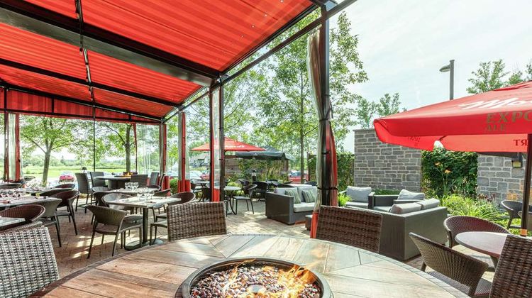 DoubleTree by Hilton Quebec Restaurant