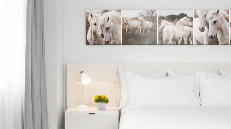 21C Museum Hotel Lexington Room
