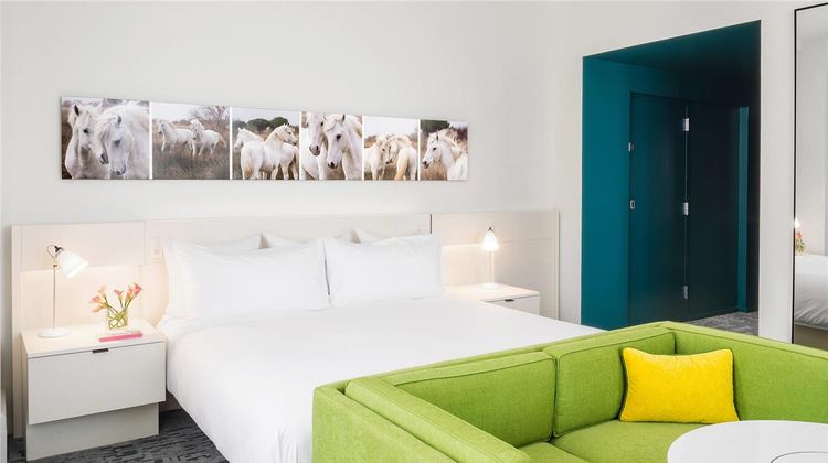 21C Museum Hotel Lexington Room