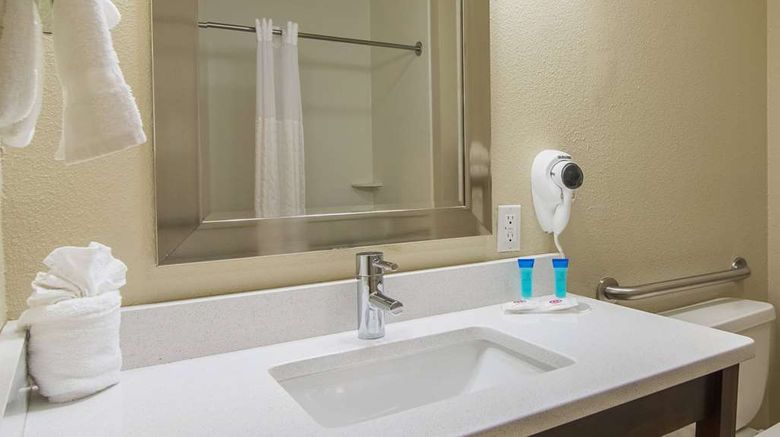 <b>Baymont by Wyndham North Myrtle Beach Room</b>. Images powered by <a href="https://iceportal.shijigroup.com/" title="IcePortal" target="_blank">IcePortal</a>.