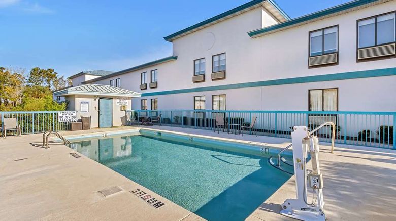<b>Baymont by Wyndham North Myrtle Beach Pool</b>. Images powered by <a href="https://iceportal.shijigroup.com/" title="IcePortal" target="_blank">IcePortal</a>.