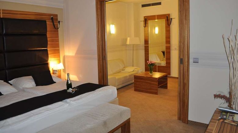 <b>Art Hotel William Suite</b>. Images powered by <a href="https://iceportal.shijigroup.com/" title="IcePortal" target="_blank">IcePortal</a>.