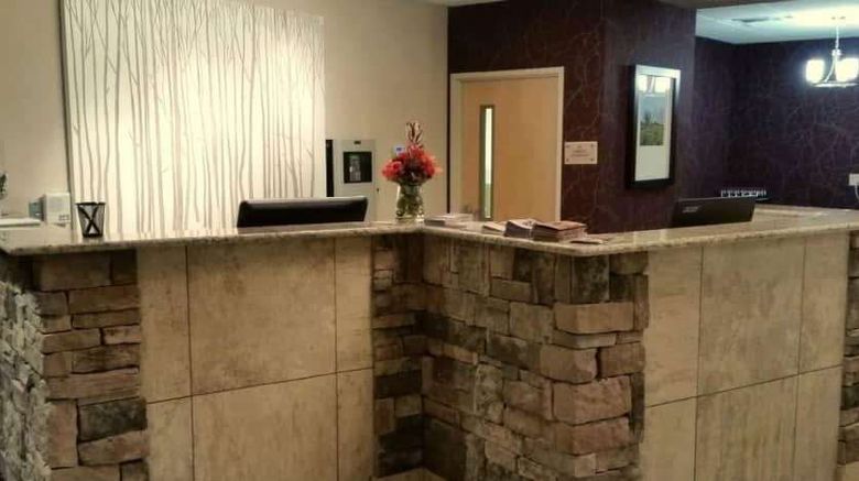 <b>Wingate by Wyndham Elkins Lobby</b>. Images powered by <a href="https://iceportal.shijigroup.com/" title="IcePortal" target="_blank">IcePortal</a>.