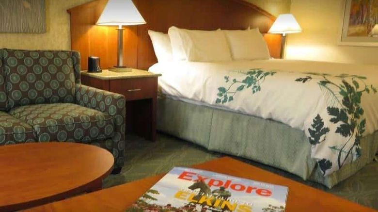 <b>Wingate by Wyndham Elkins Room</b>. Images powered by <a href="https://iceportal.shijigroup.com/" title="IcePortal" target="_blank">IcePortal</a>.