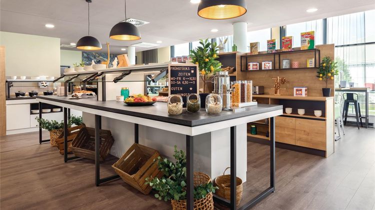 Super 8 by Wyndham Oberhausen Restaurant