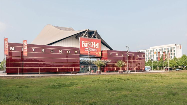 Super 8 by Wyndham Oberhausen Other