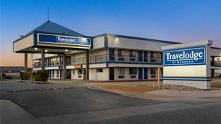 Travelodge by Wyndham Albuquerque West