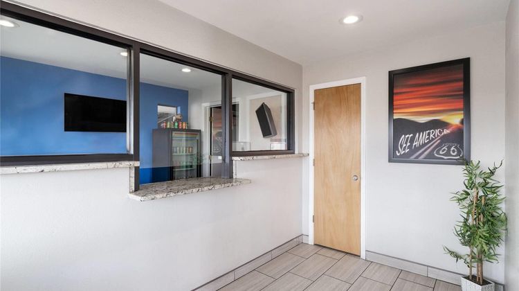 Travelodge by Wyndham Albuquerque West Lobby