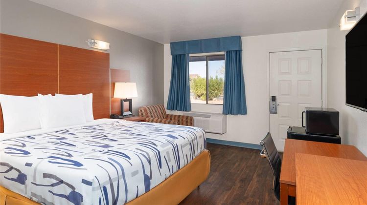 Travelodge by Wyndham Albuquerque West Room