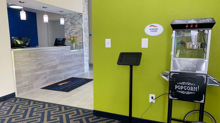 Baymont by Wyndham Cheraw Lobby