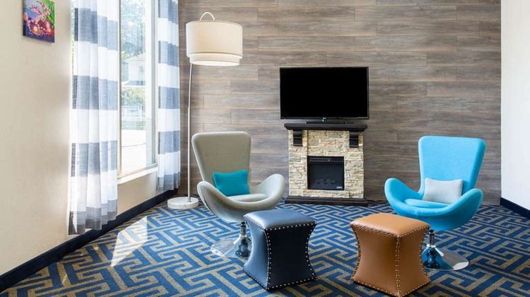 Baymont by Wyndham Cheraw Lobby