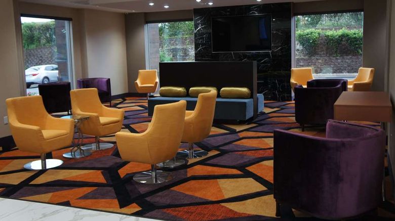 <b>La Quinta Inn & Suites Branson Lobby</b>. Images powered by <a href="https://iceportal.shijigroup.com/" title="IcePortal" target="_blank">IcePortal</a>.
