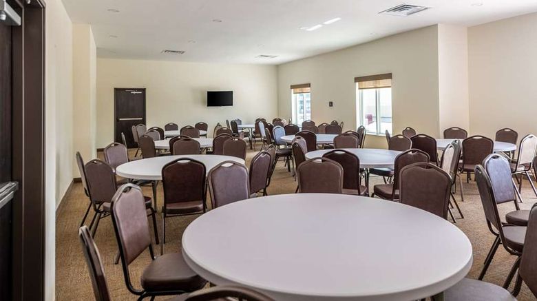 <b>Sleep Inn Baxley Meeting</b>. Images powered by <a href="https://iceportal.shijigroup.com/" title="IcePortal" target="_blank">IcePortal</a>.