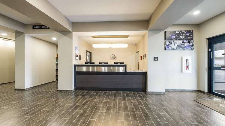 Sleep Inn Baxley Lobby