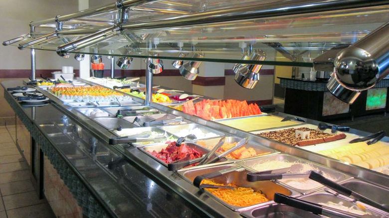 <b>Clarion Hotel and Suites Williston Restaurant</b>. Images powered by <a href="https://iceportal.shijigroup.com/" title="IcePortal" target="_blank">IcePortal</a>.