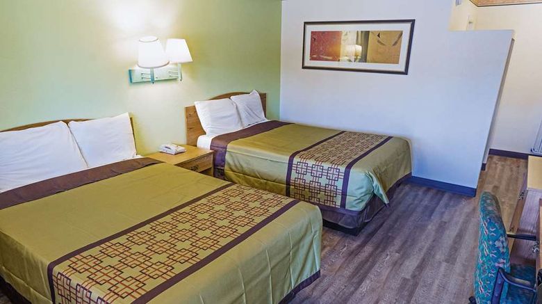 <b>Rodeway Inn Downtown Albuquerque Room</b>. Images powered by <a href="https://iceportal.shijigroup.com/" title="IcePortal" target="_blank">IcePortal</a>.