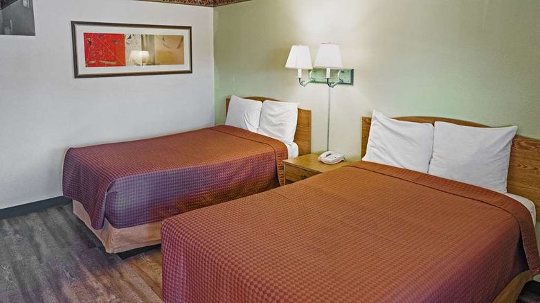 <b>Rodeway Inn Downtown Albuquerque Room</b>. Images powered by <a href="https://iceportal.shijigroup.com/" title="IcePortal" target="_blank">IcePortal</a>.