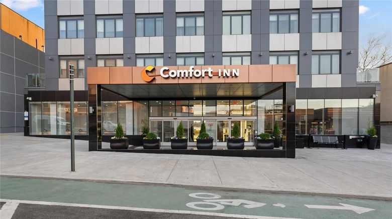 <b>Comfort Inn Prospect Park-Brooklyn Exterior</b>. Images powered by <a href="https://iceportal.shijigroup.com/" title="IcePortal" target="_blank">IcePortal</a>.