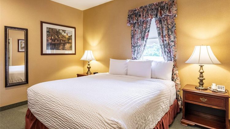 Traditions at the Glen Room