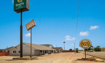 Quality Inn Madisonville