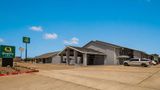 <b>Quality Inn Madisonville Exterior</b>. Images powered by <a href="https://iceportal.shijigroup.com/" title="IcePortal" target="_blank">IcePortal</a>.