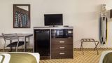 <b>Quality Inn Madisonville Room</b>. Images powered by <a href="https://iceportal.shijigroup.com/" title="IcePortal" target="_blank">IcePortal</a>.