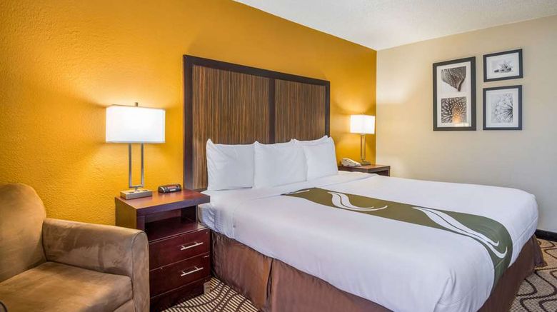 <b>Quality Inn Sweetwater Room</b>. Images powered by <a href="https://iceportal.shijigroup.com/" title="IcePortal" target="_blank">IcePortal</a>.