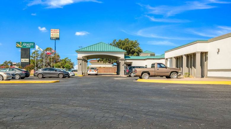 <b>Quality Inn Sweetwater Exterior</b>. Images powered by <a href="https://iceportal.shijigroup.com/" title="IcePortal" target="_blank">IcePortal</a>.