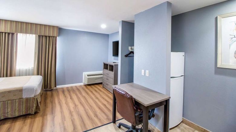 <b>Rodeway Inn & Suites Port Arthur Suite</b>. Images powered by <a href="https://iceportal.shijigroup.com/" title="IcePortal" target="_blank">IcePortal</a>.