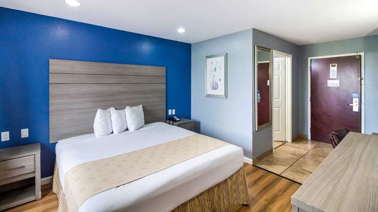 <b>Rodeway Inn & Suites Port Arthur Room</b>. Images powered by <a href="https://iceportal.shijigroup.com/" title="IcePortal" target="_blank">IcePortal</a>.