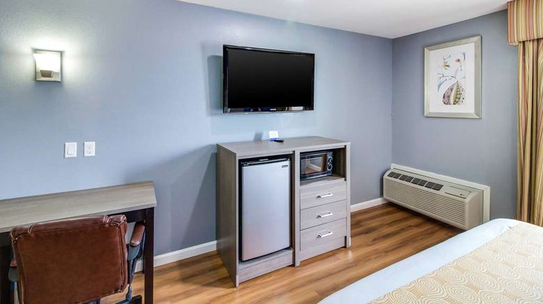 <b>Rodeway Inn & Suites Port Arthur Room</b>. Images powered by <a href="https://iceportal.shijigroup.com/" title="IcePortal" target="_blank">IcePortal</a>.