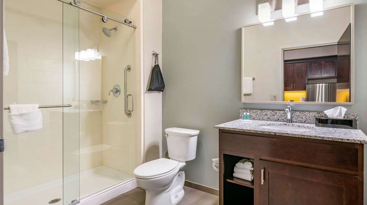 MainStay Suites Spokane Suite