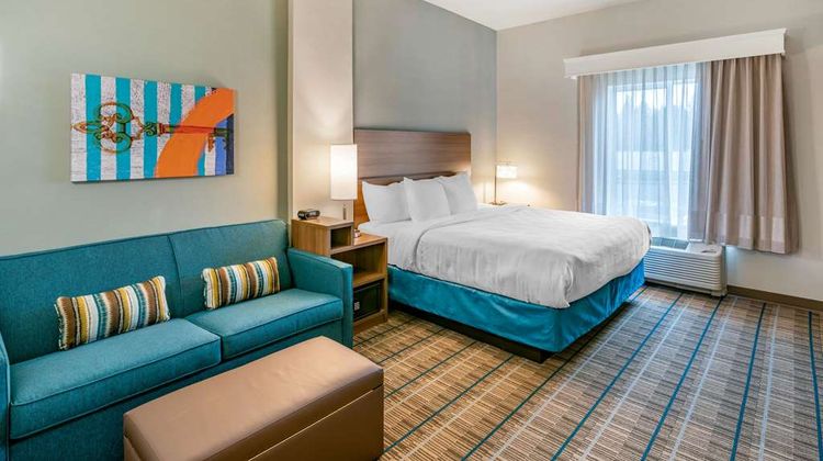 MainStay Suites Spokane Suite