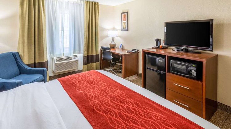 Comfort Inn Waukesha Milwaukee West Room