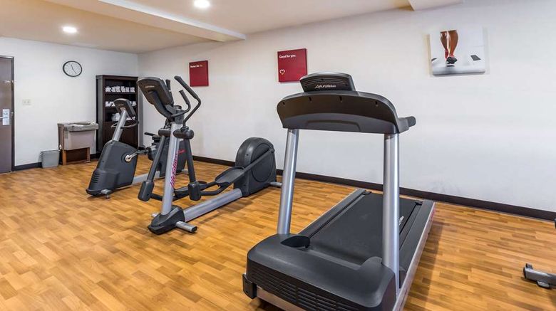 <b>Comfort Inn Waukesha Milwaukee West Health</b>. Images powered by <a href="https://iceportal.shijigroup.com/" title="IcePortal" target="_blank">IcePortal</a>.