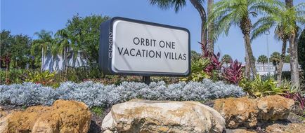 Orbit One Vacation Villas Exterior