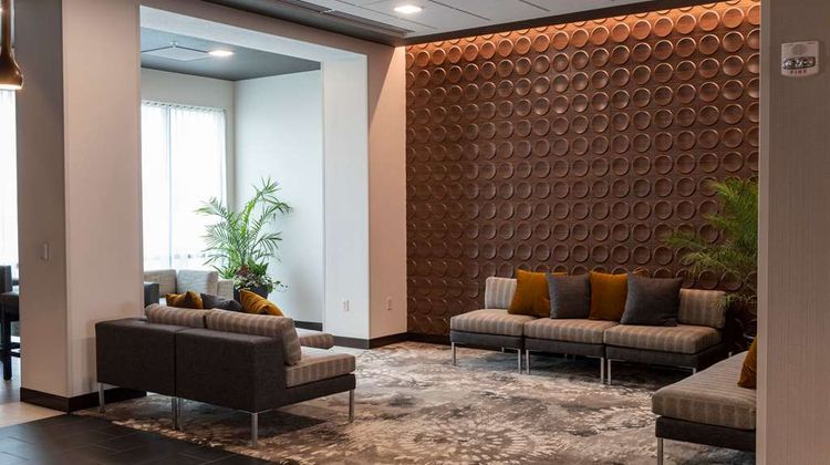 Wingate by Wyndham Angola Lobby