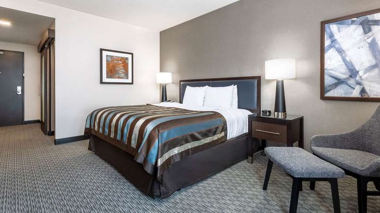 Wingate by Wyndham Angola Room