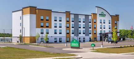 Wingate by Wyndham Angola Exterior