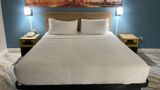 Days Inn by Wyndham Jersey City Room