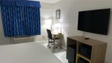 Days Inn by Wyndham Jersey City Room