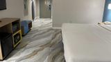 Days Inn by Wyndham Jersey City Room