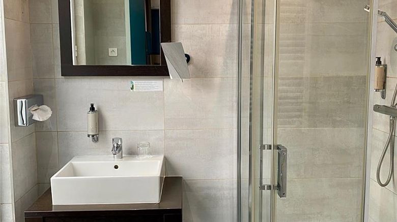 <b>Grand Hotel Clichy Other</b>. Images powered by <a href="https://iceportal.shijigroup.com/" title="IcePortal" target="_blank">IcePortal</a>.