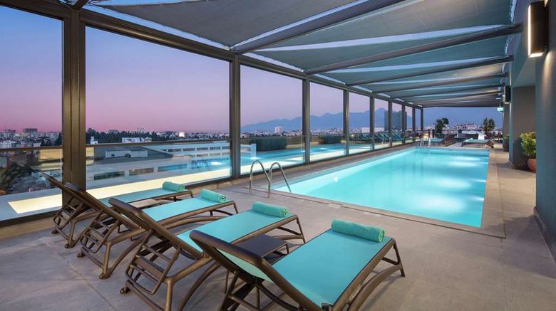 <b>DoubleTree by Hilton Antalya City Centre Pool</b>. Images powered by <a href="https://iceportal.shijigroup.com/" title="IcePortal" target="_blank">IcePortal</a>.
