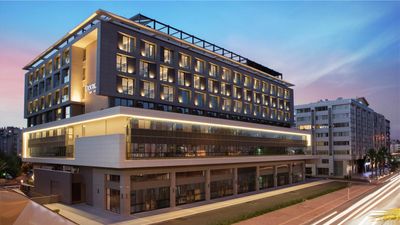 DoubleTree by Hilton Antalya City Centre