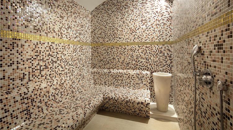 DoubleTree by Hilton Antalya City Centre Spa