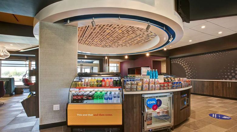 <b>Tru by Hilton Grand Prairie Lobby</b>. Images powered by <a href="https://iceportal.shijigroup.com/" title="IcePortal" target="_blank">IcePortal</a>.